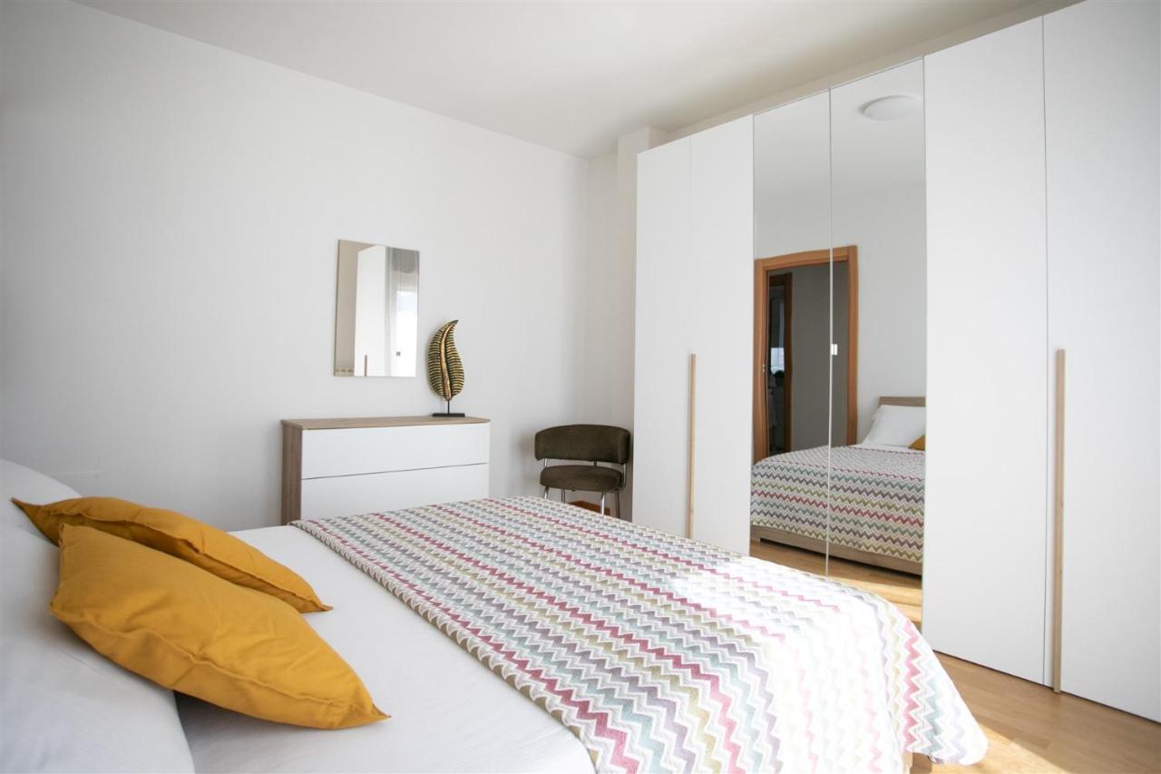 Iseolakerental - Appartamento Iris Solto Collina Luaran gambar