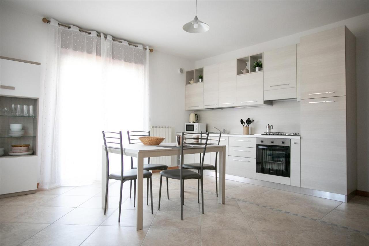Iseolakerental - Appartamento Iris Solto Collina Luaran gambar