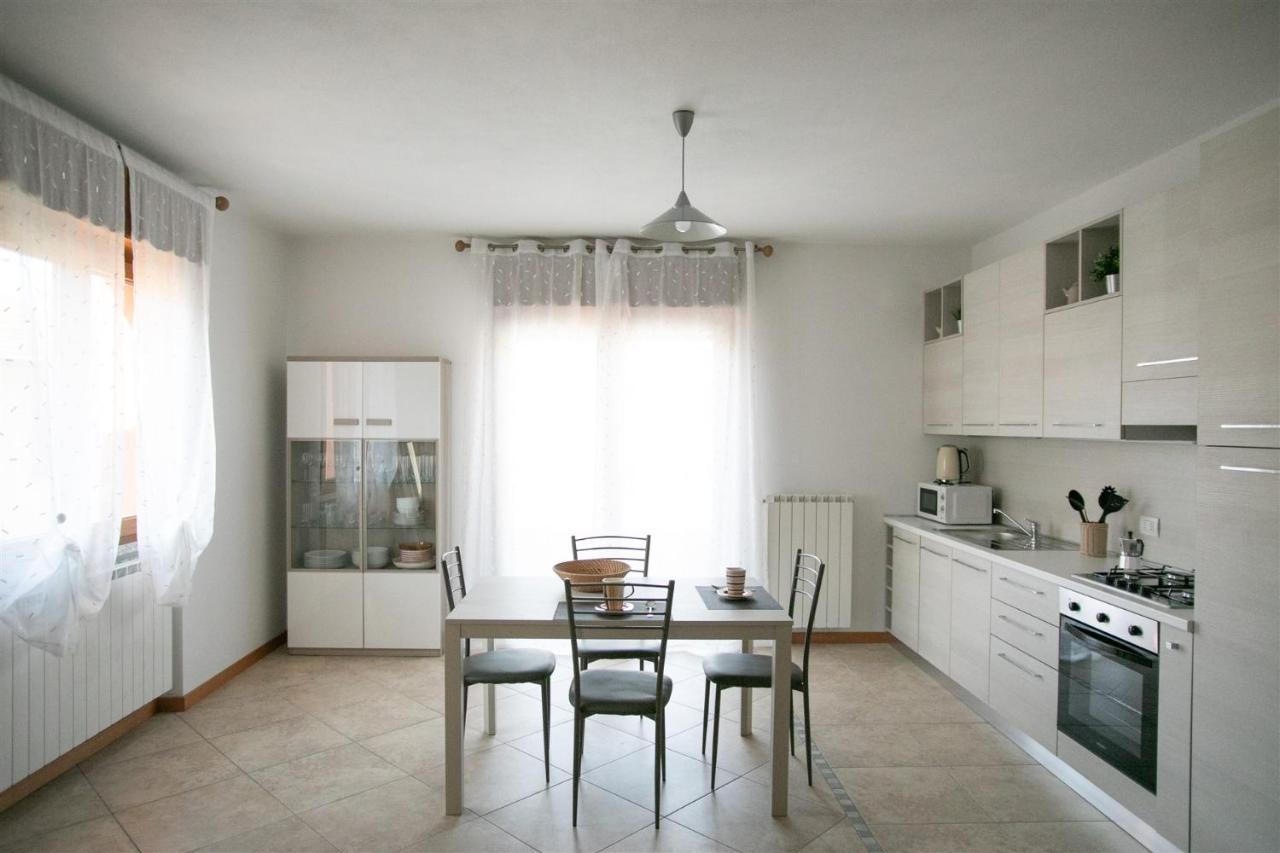 Iseolakerental - Appartamento Iris Solto Collina Luaran gambar