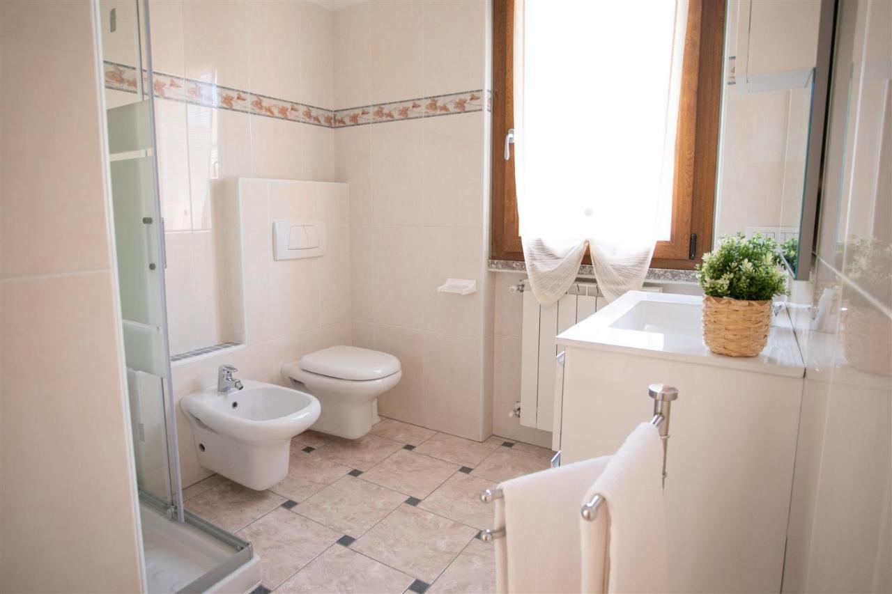 Iseolakerental - Appartamento Iris Solto Collina Luaran gambar