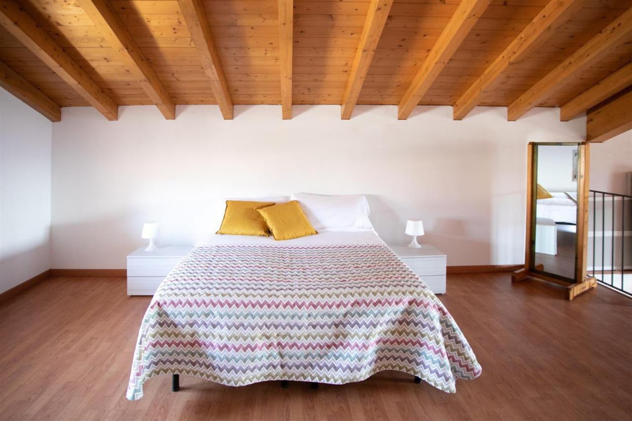 Iseolakerental - Appartamento Iris Solto Collina Luaran gambar