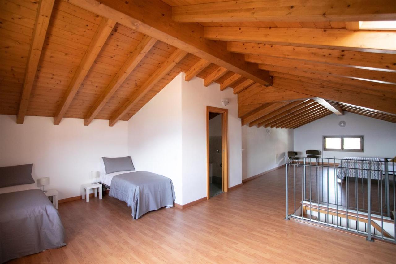 Iseolakerental - Appartamento Iris Solto Collina Luaran gambar